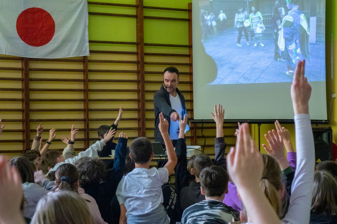 W kraju kwitnącej wiśni